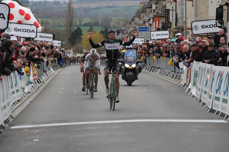 Tour de Normandie 2014: etap 4: Łukasz Wiśniowski przejmuje inicjatywę