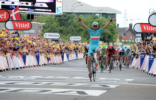 Tour de France 2014: etap 2: triumf Vincenzo Nibalego, Michał Kwiatkowski – 3.