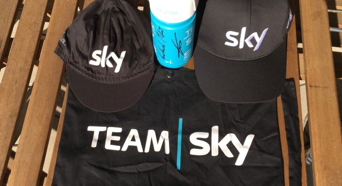 Rozwiązanie konkursu: upominki Team Sky