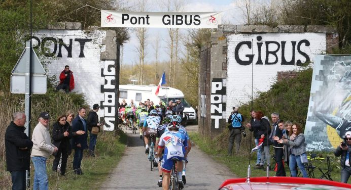 Hinault, Duclos-Lassalle oraz Moser o Paryż-Roubaix 2016