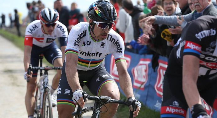 Paryż-Roubaix 2016: Mons-en-Pévèle zakończył wyścig Sagana