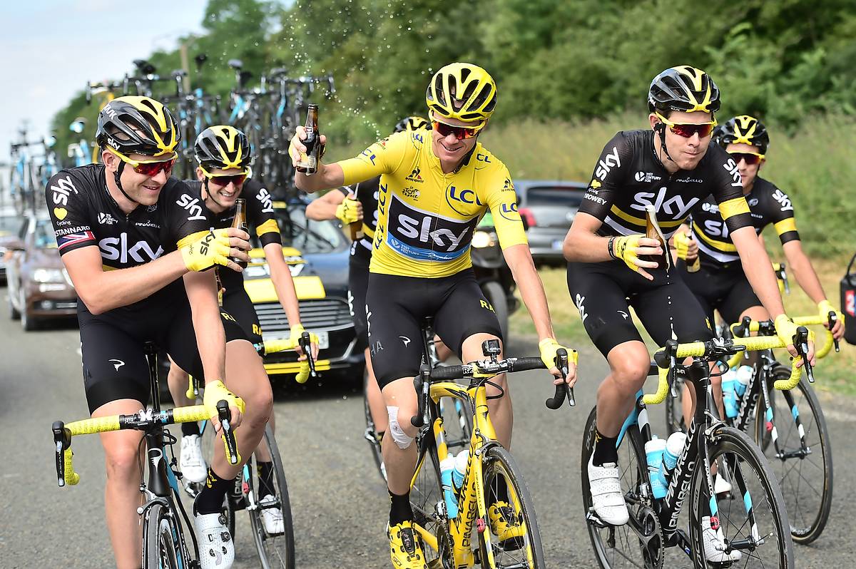 Tour de France nie sięgnie po opcję atomową w sprawie Chrisa Froome’a