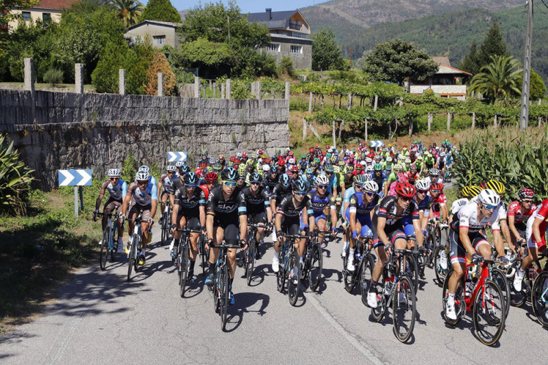 Vuelta a Espana 2016: Team Sky nie zamuruje wyścigu