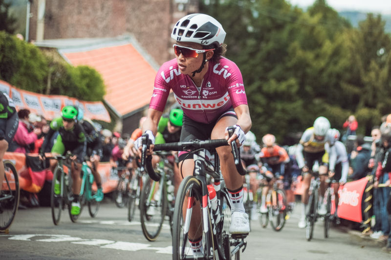 OVO Energy Women’s Tour 2018: etap 5. Lepistö w Walii, Rivera pieczętuje zwycięstwo