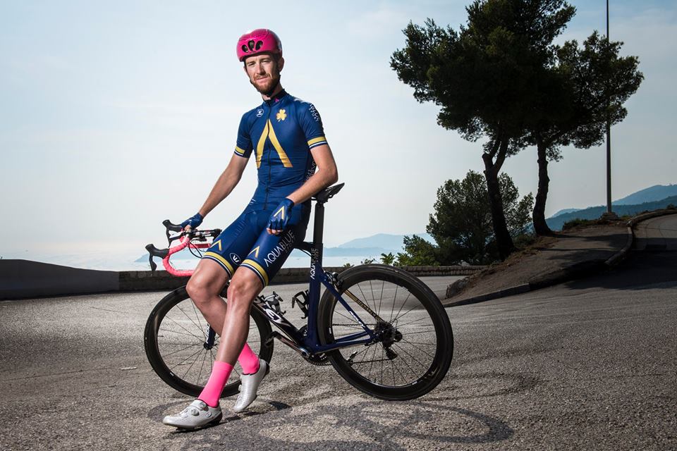Aqua Blue Sport na kursie ku Giro d’Italia i Tour de France