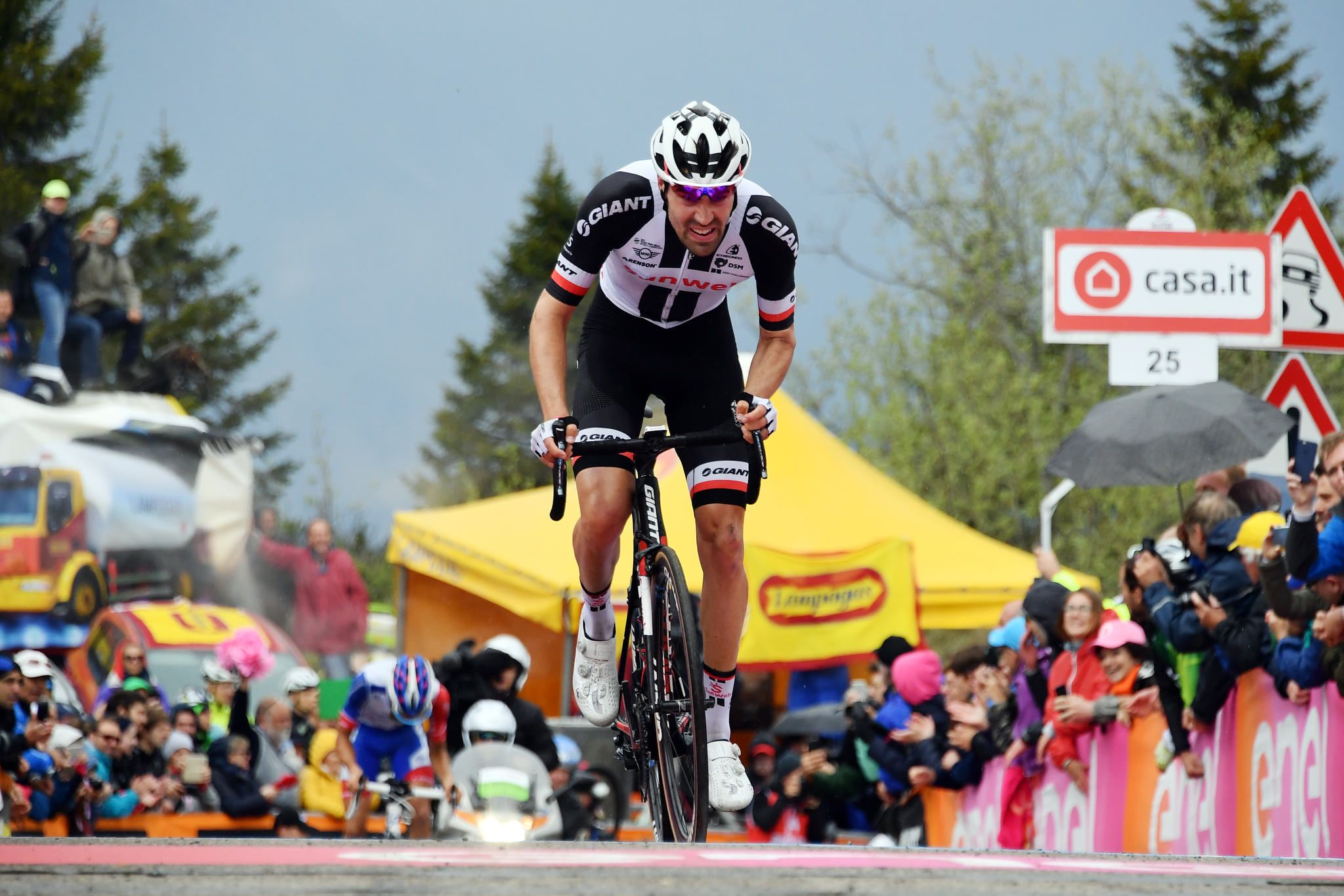 Giro d’Italia 2018. Tom Dumoulin na swoich warunkach