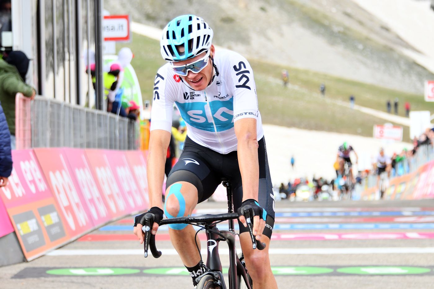 Giro d’Italia 2018. Froome i Aru tracą grunt pod nogami