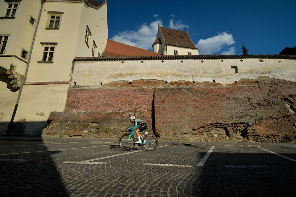 Sibiu Cycling Tour 2018: prolog. Davide Ballerini najszybszy