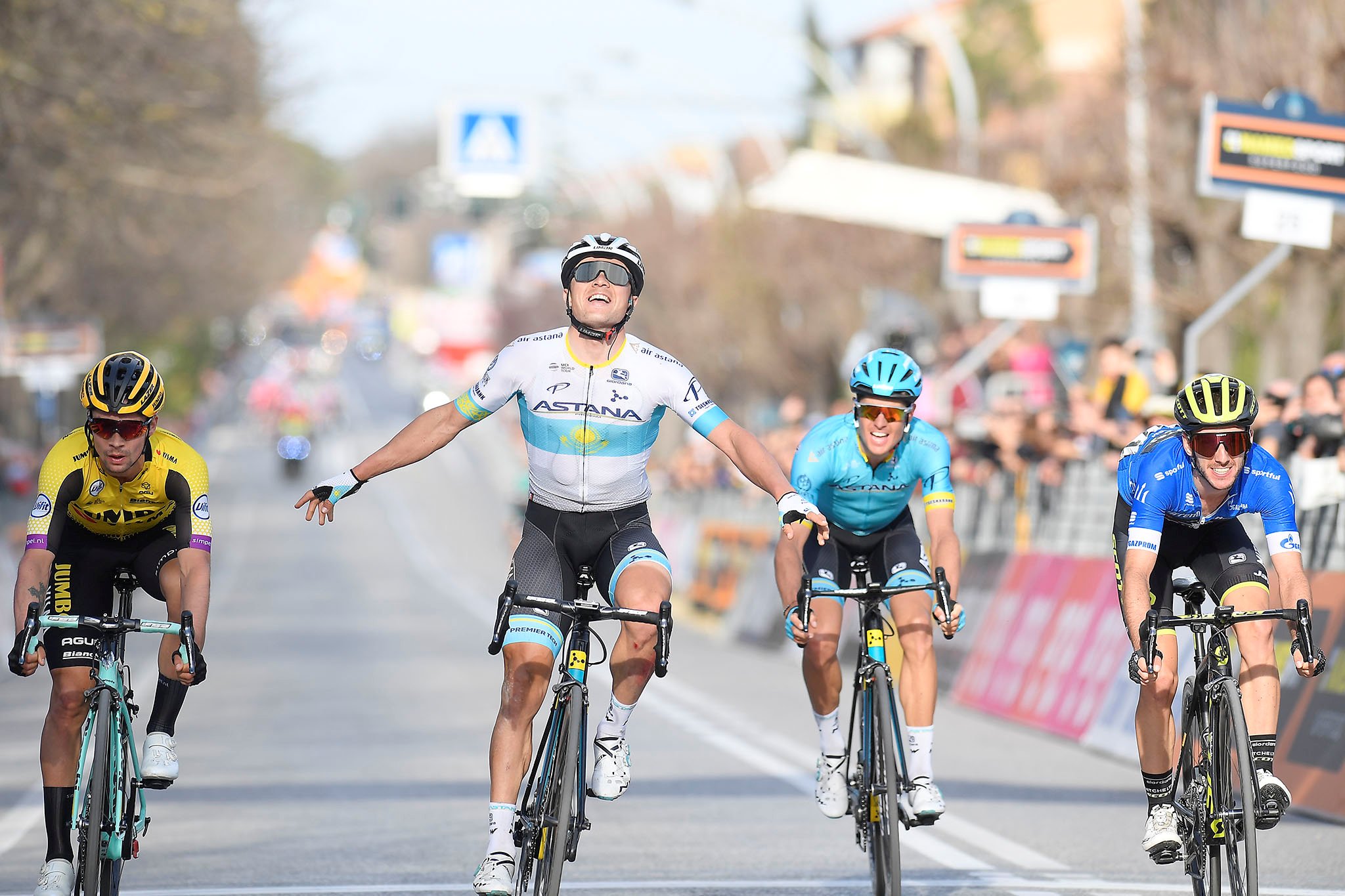 Tirreno-Adriatico 2019: etap 4. Alexey Lutsenko przeciw wszystkim