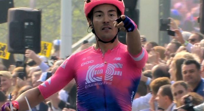 Ronde van Vlaanderen 2019. Alberto Bettiol wjechał do historii