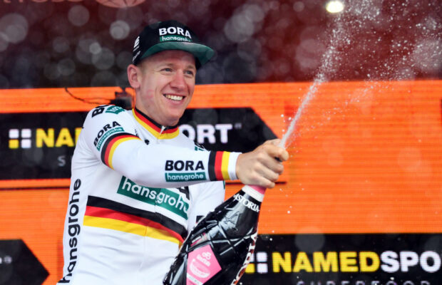 Pascal Ackermann na podium Giro d'Italia