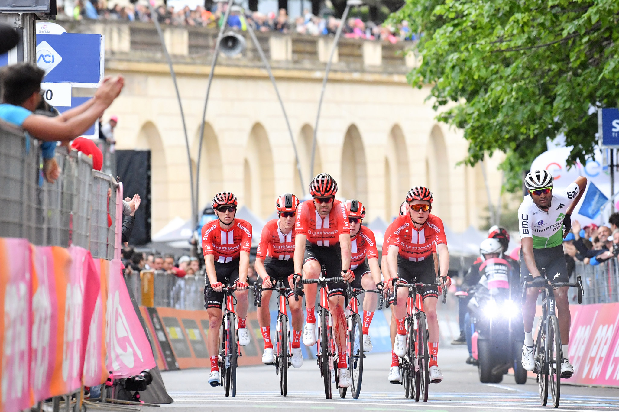 [Aktualizacja] Giro d’Italia 2019. Tom Dumoulin już poza wyścigiem