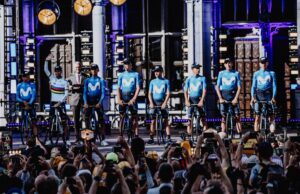 Movistar Team na prezentacji Tour de France 2019