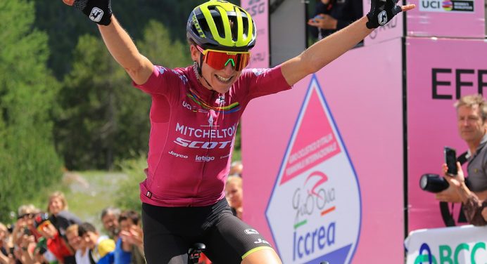 Giro Rosa 2019: etap 5. Annemiek van Vleuten przy Lagi di Cancamo