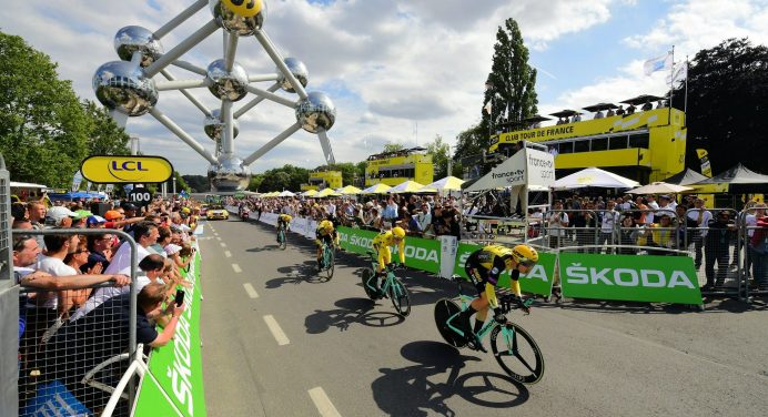 Tour de France 2019: etap 2. Ósemka Jumbo-Visma wygrywa czasówkę