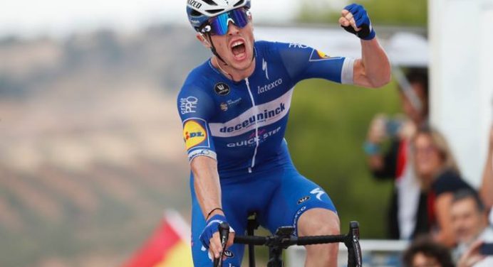 Vuelta a Espana 2019: etap 19. Rémi Cavagna triumfuje w Toledo