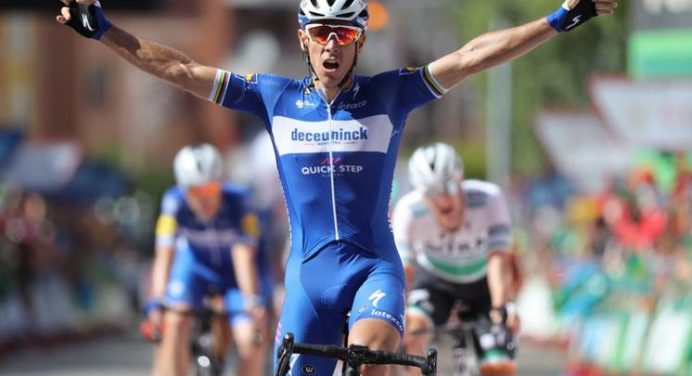 Vuelta a Espana 2019: etap 17. Philippe Gilbert po całodniowej gonitwie