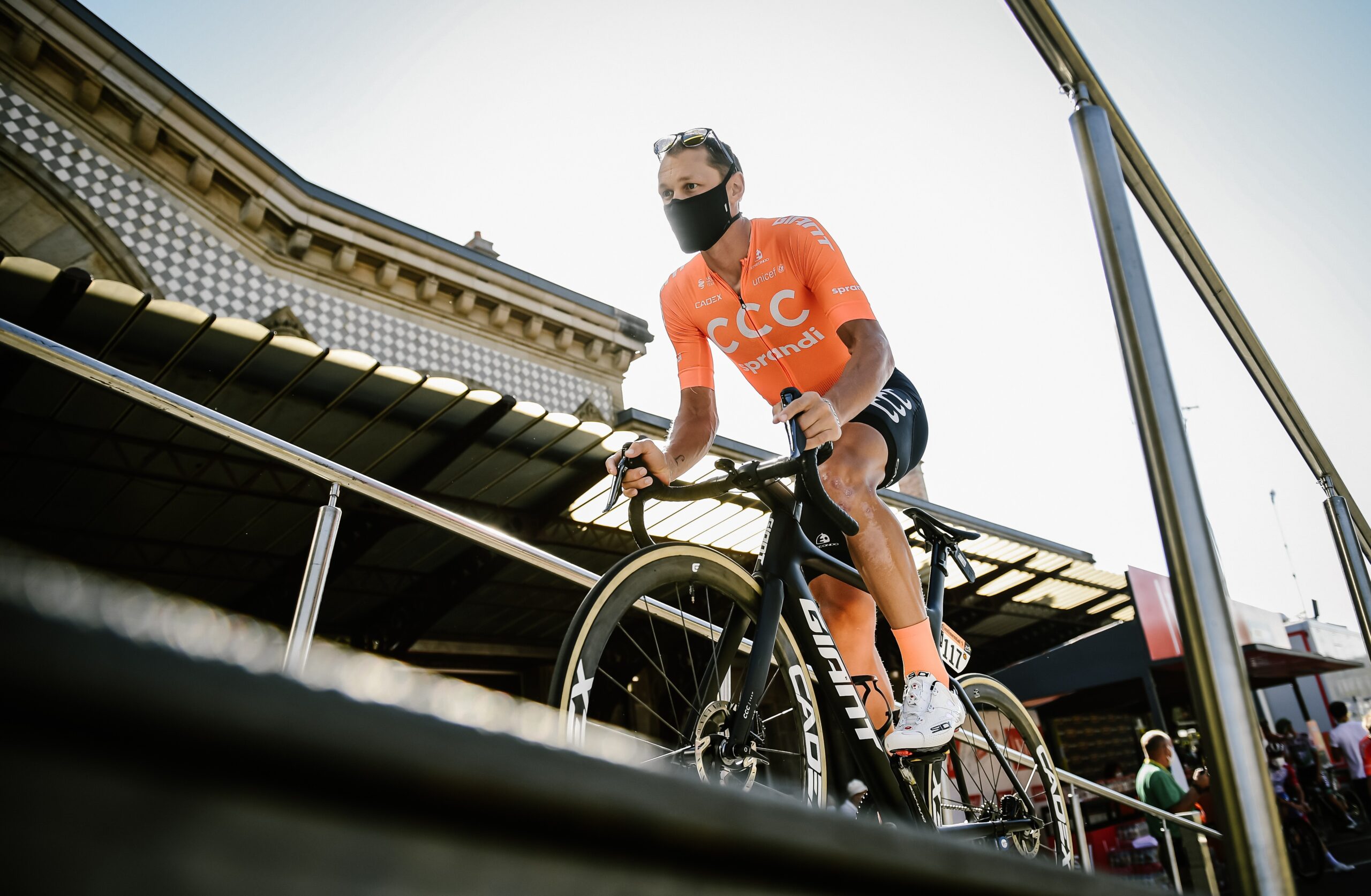 Ronde van Vlaanderen 2020. Matteo Trentin przed ostatnim celem w barwach CCC Team
