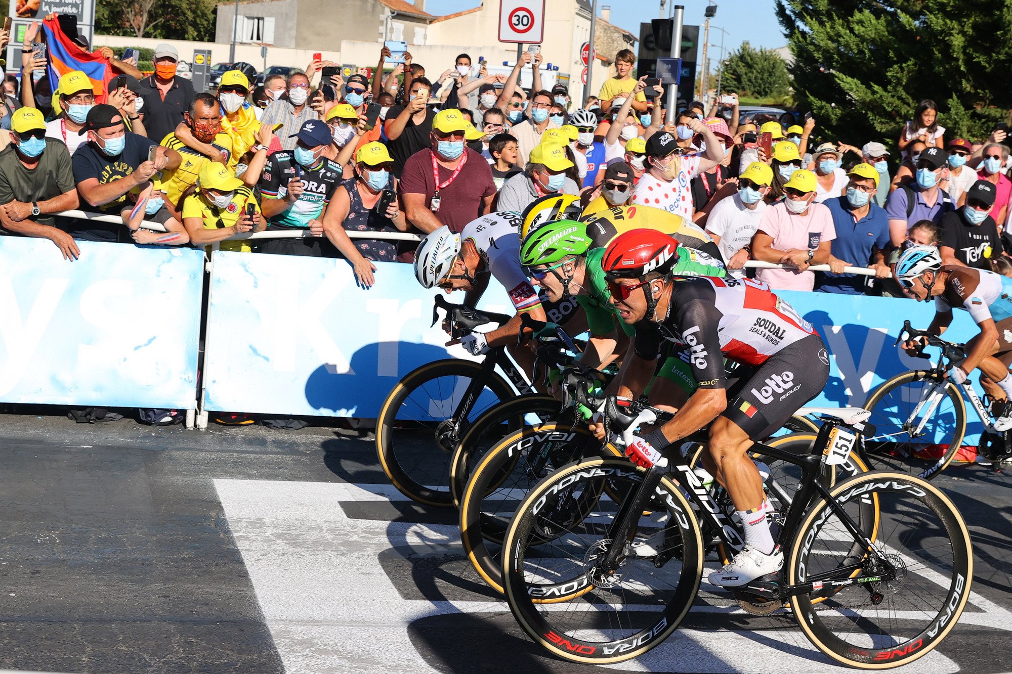 Tour de France 2020: etap 11. Caleb Ewan w sprincie wielkiej czwórki