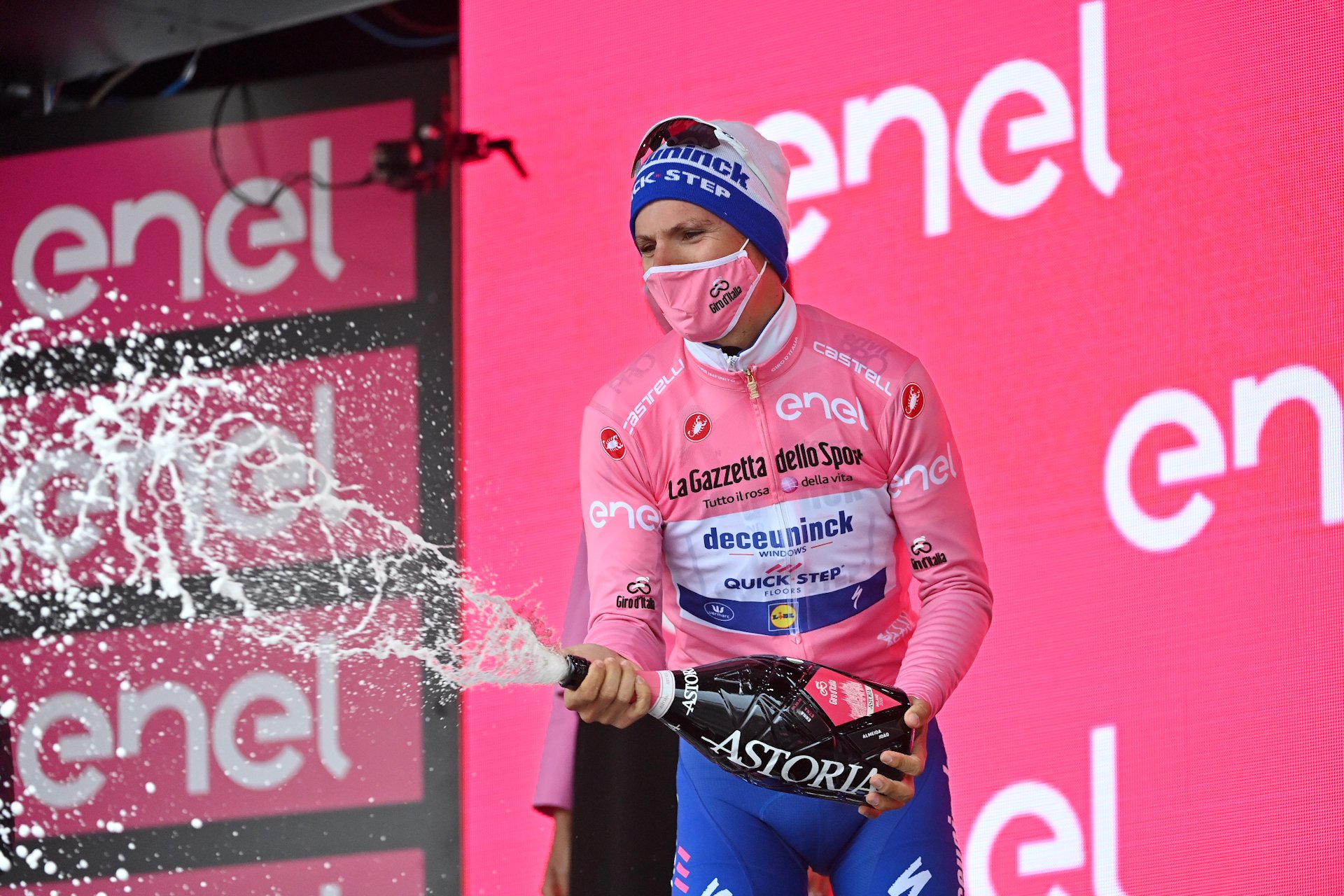 Giro d’Italia 2020. Almeida na różowo, Caicedo mierzy wyżej