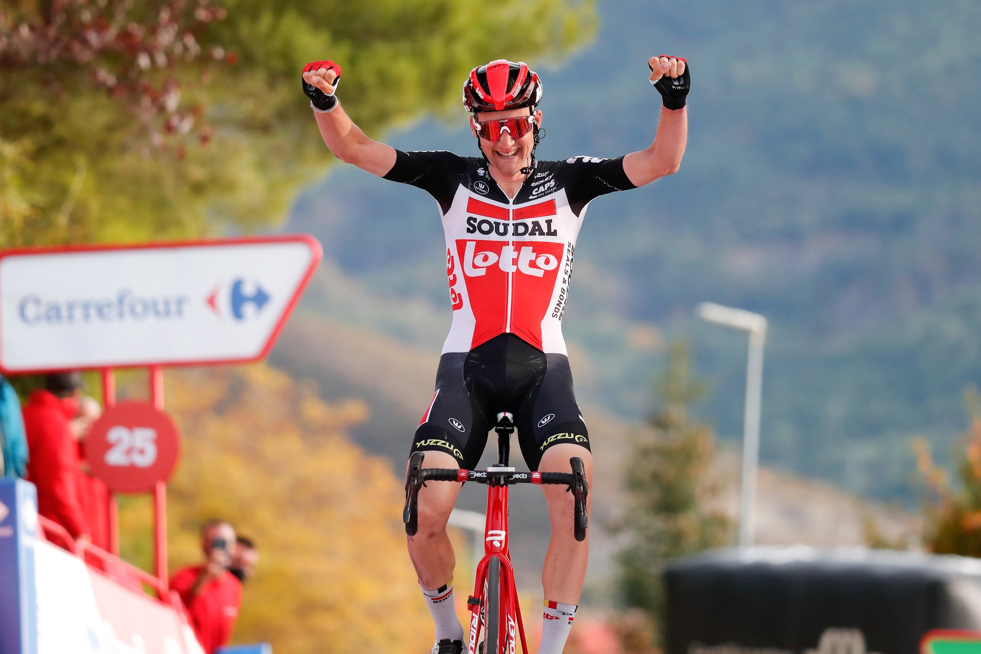 Vuelta a Espana 2020: etap 5. Tim Wellens po ucieczce