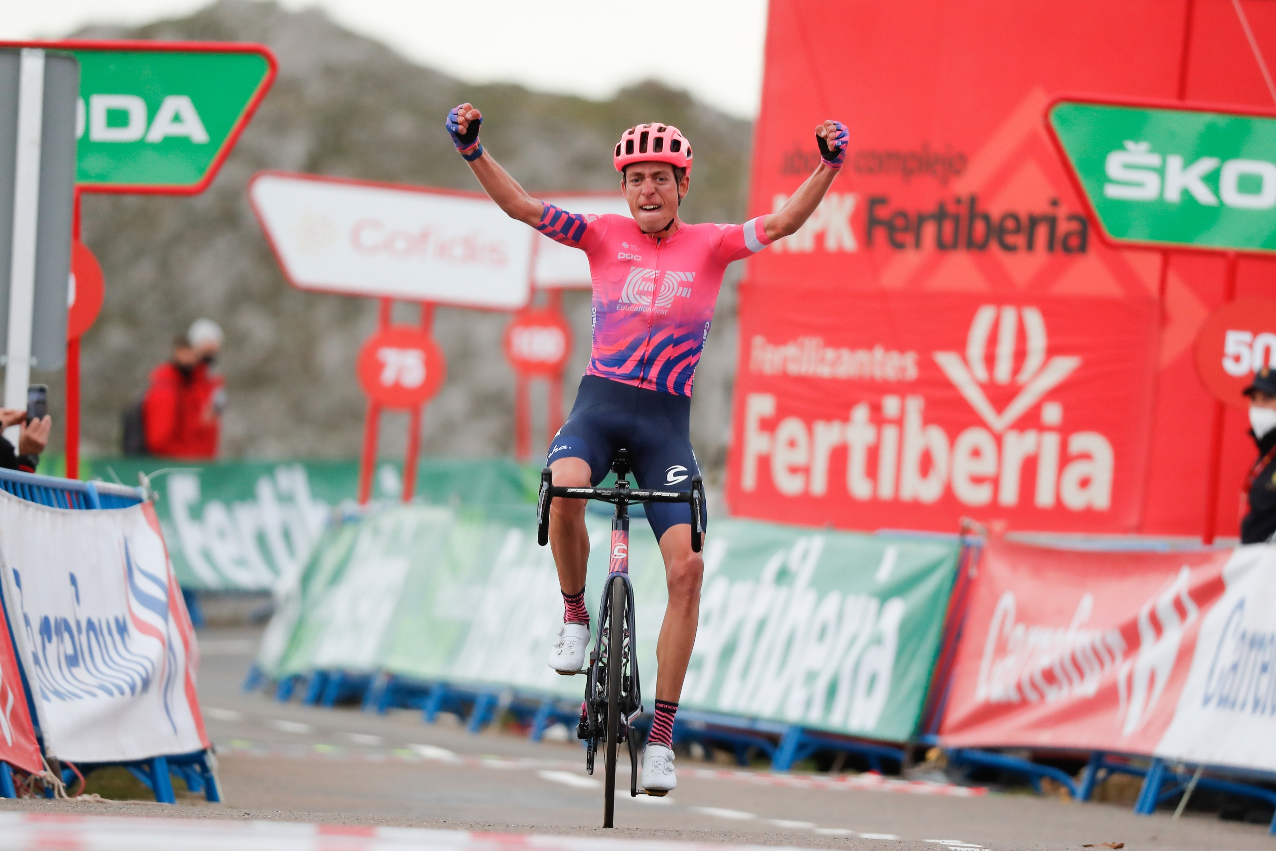 Vuelta a Burgos 2021: etap 5. Carthy na Lagunas de Neila, Landa zwycięzcą