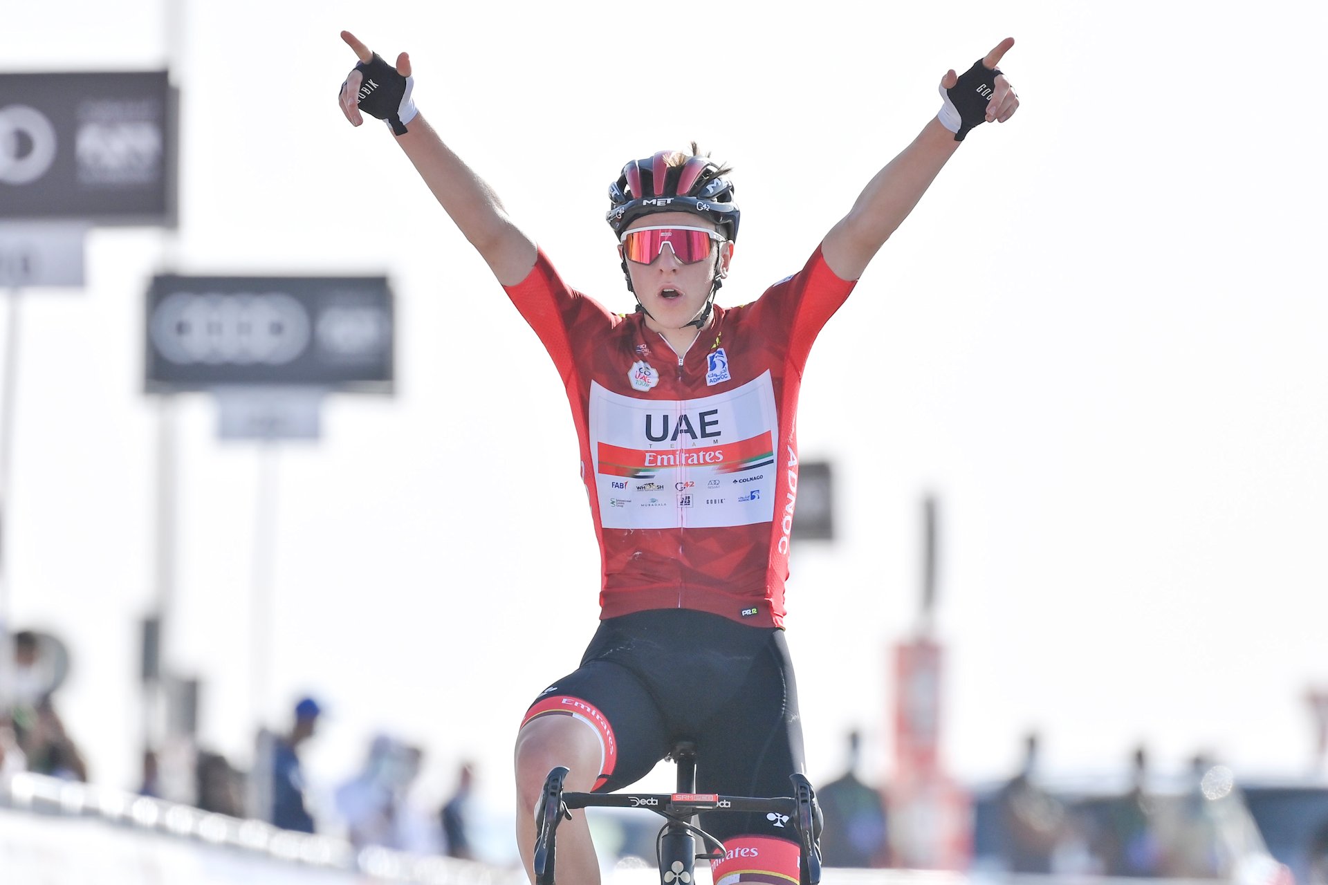 UAE Tour 2021: etap 3. Pogacar przed Yatesem po pojedynku na Jebel Hafeet