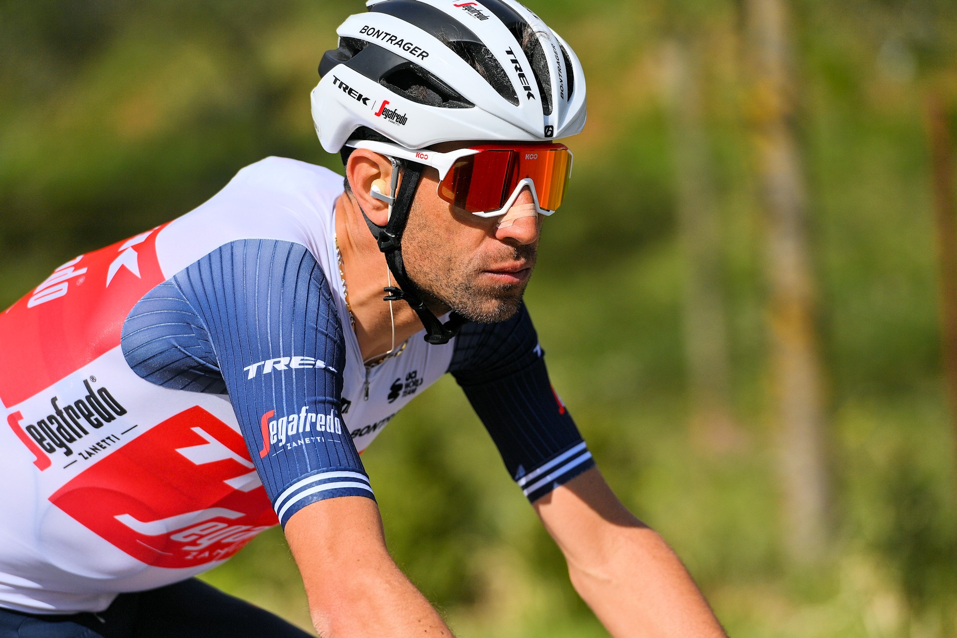 Vincenzo Nibali z usztywniaczem, występ w Giro nadal niepewny