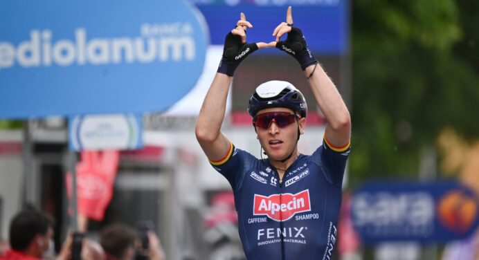 Giro d’Italia 2021. Tim Merlier dla Woutera Weylandta