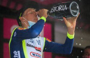 Taco van der Hoorn na mecie etapu Giro d'Italia