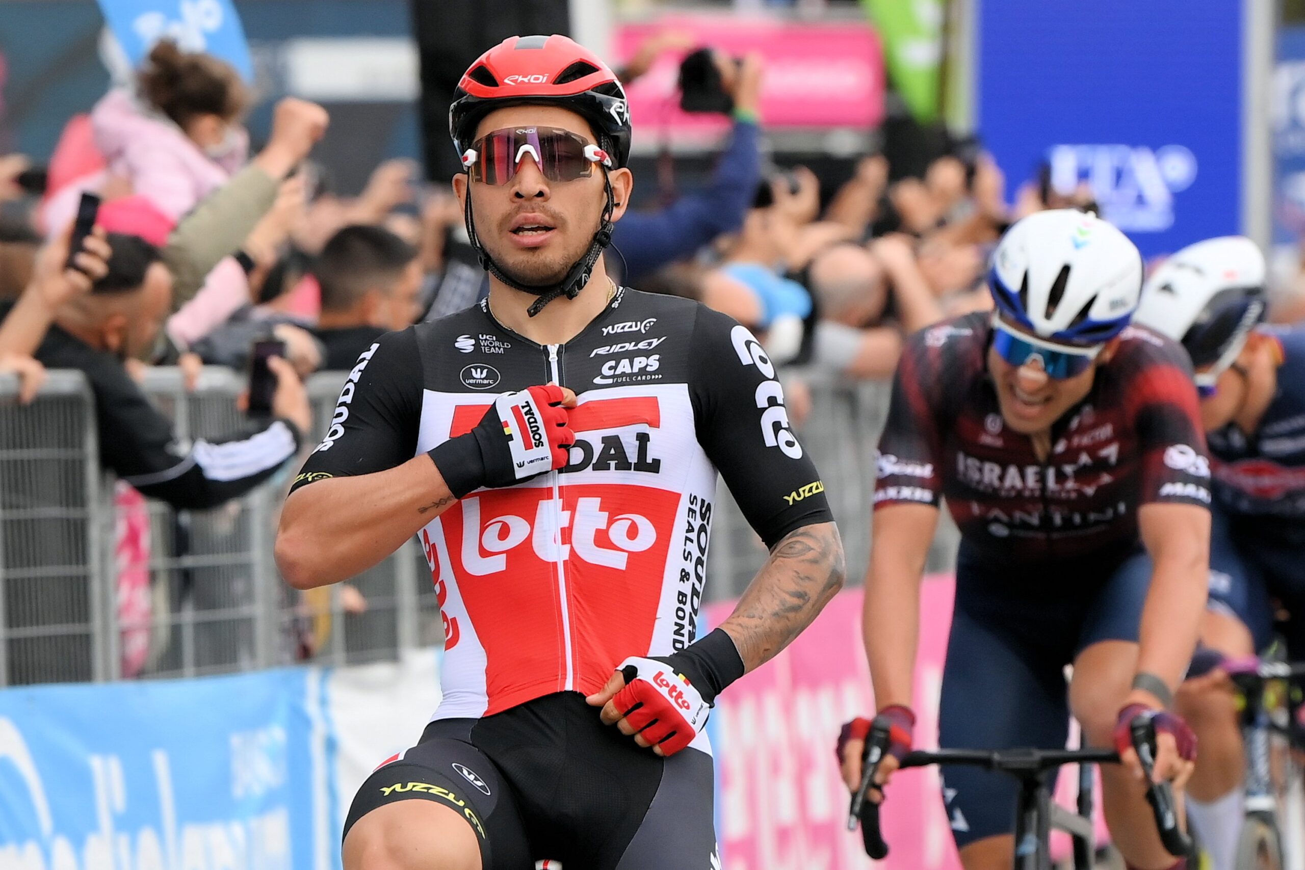 Giro d’Italia 2021: etap 7. Caleb Ewan sam przeciw wszystkim