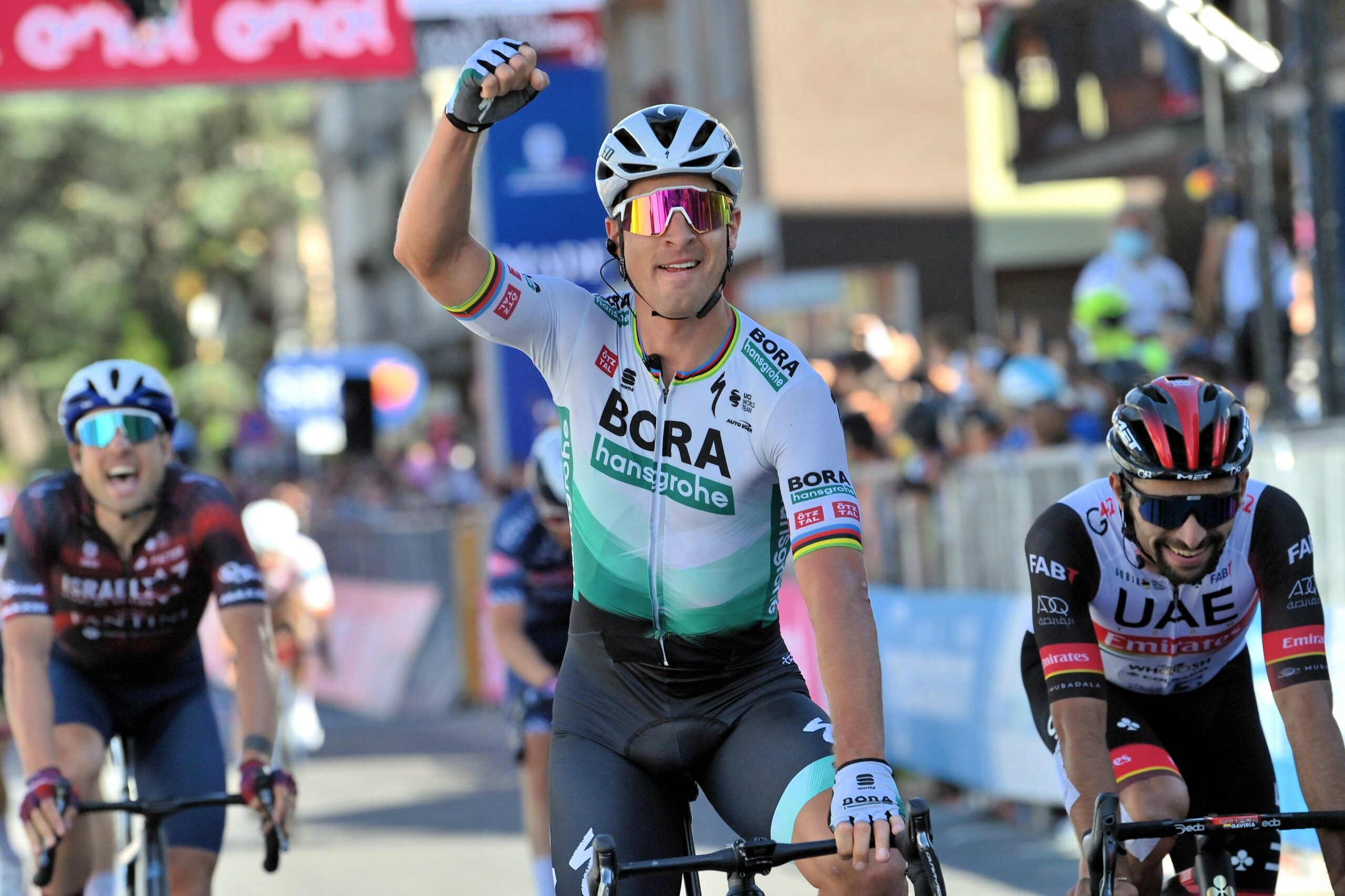 Giro d’Italia 2021: etap 10. Peter Sagan po gigantycznej pracy ekipy