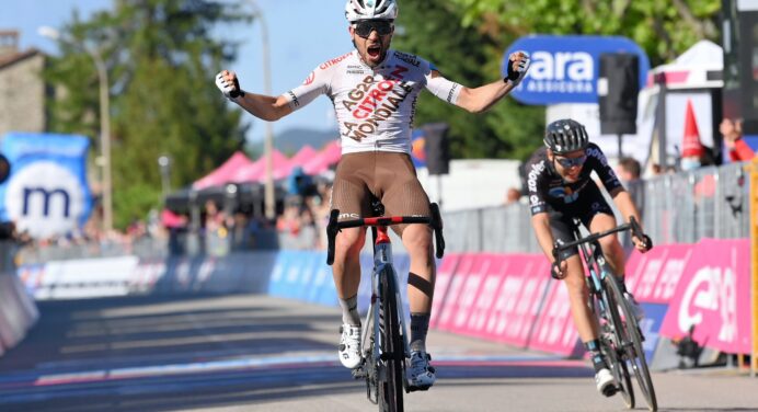 Giro d’Italia 2021: etap 12. Andrea Vendrame po udanej ucieczce