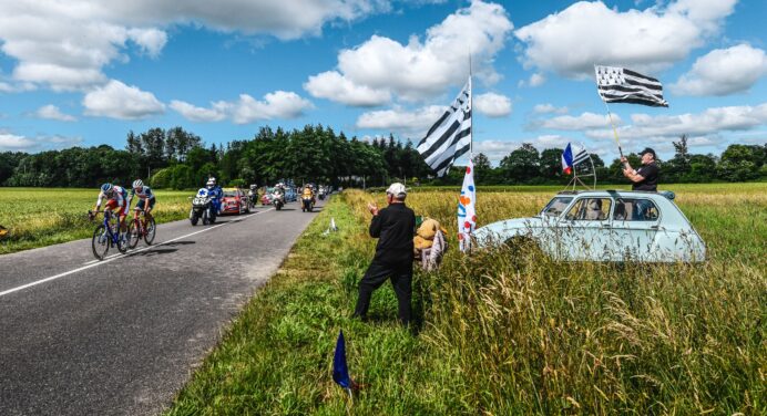 Grand Prix du Morbihan 2022. Julien Simon z bretońskim hat-trickiem