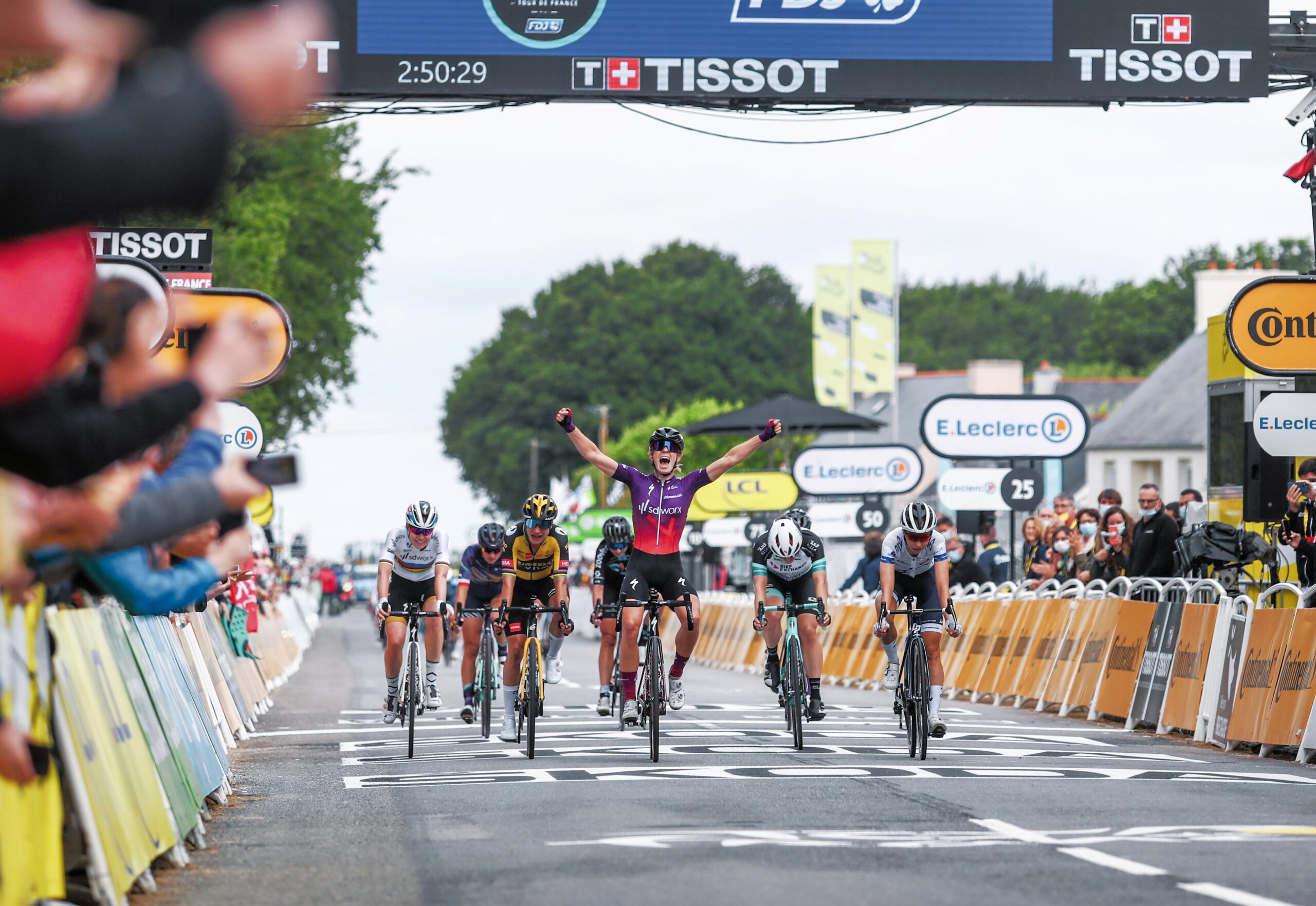 La Course by le Tour de France 2021. Sukces Demi Vollering, Niewiadoma 6.