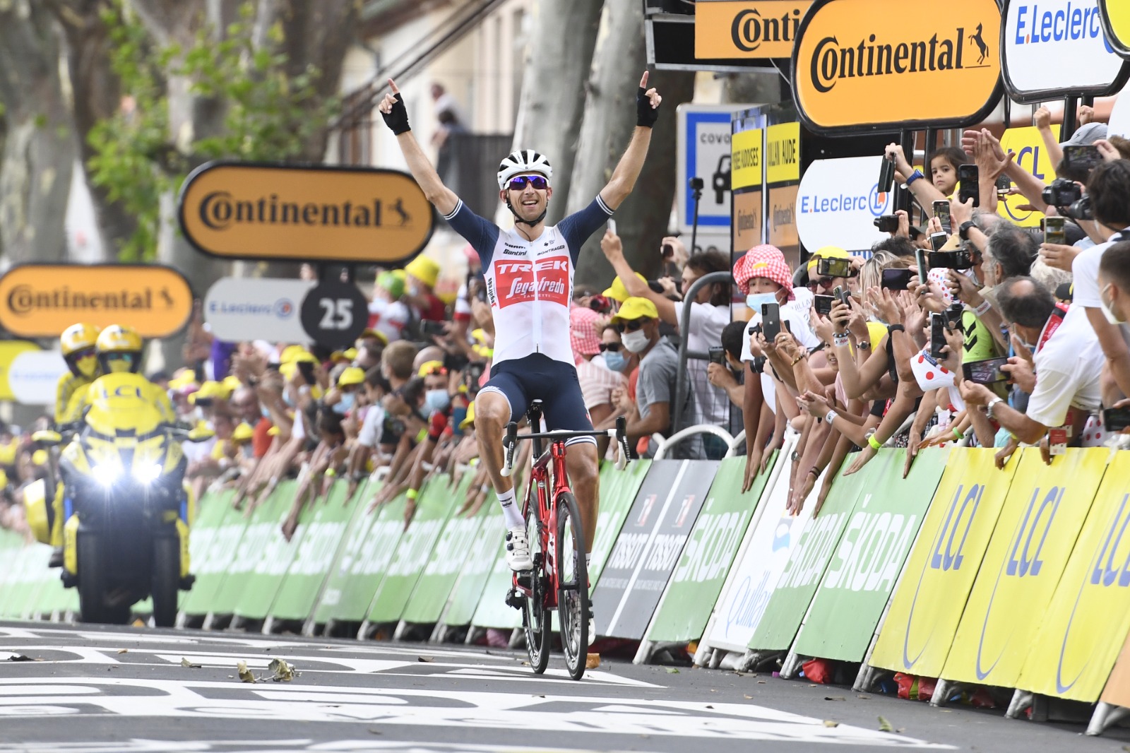 Tour de France 2021: etap 14. Bauke Mollema bezbłędnie z ucieczki