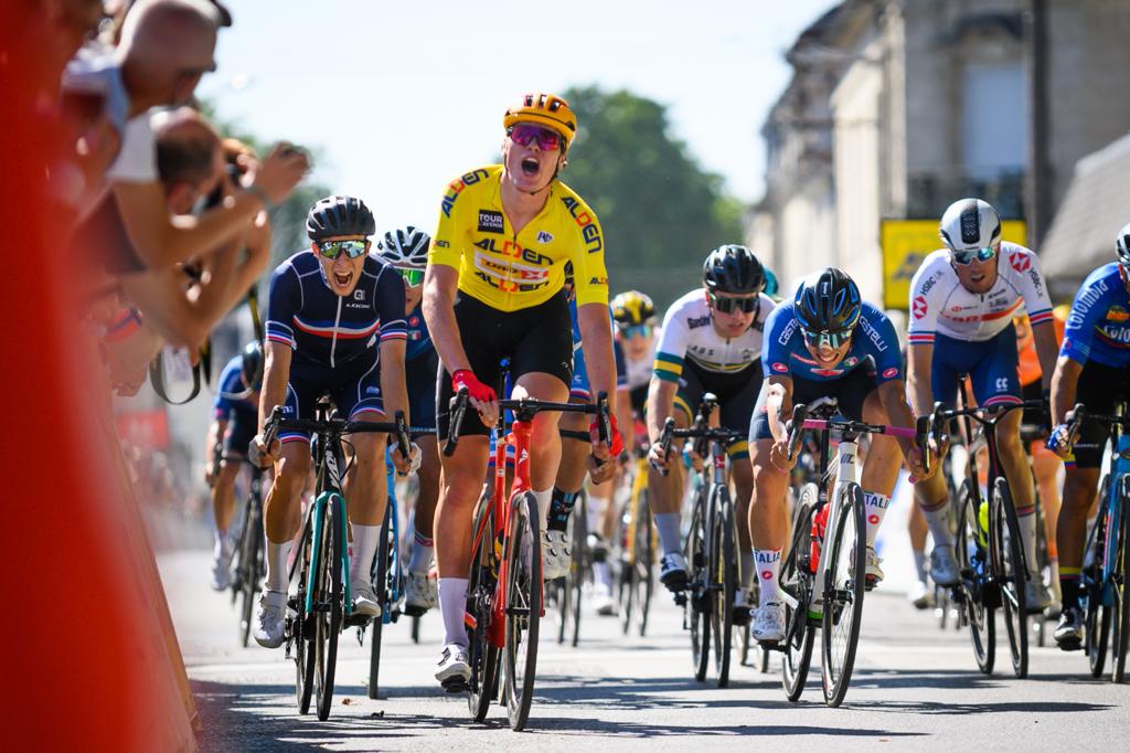 Tour de l’Avenir 2021: etap 1. Søren Waerenskjold po raz drugi
