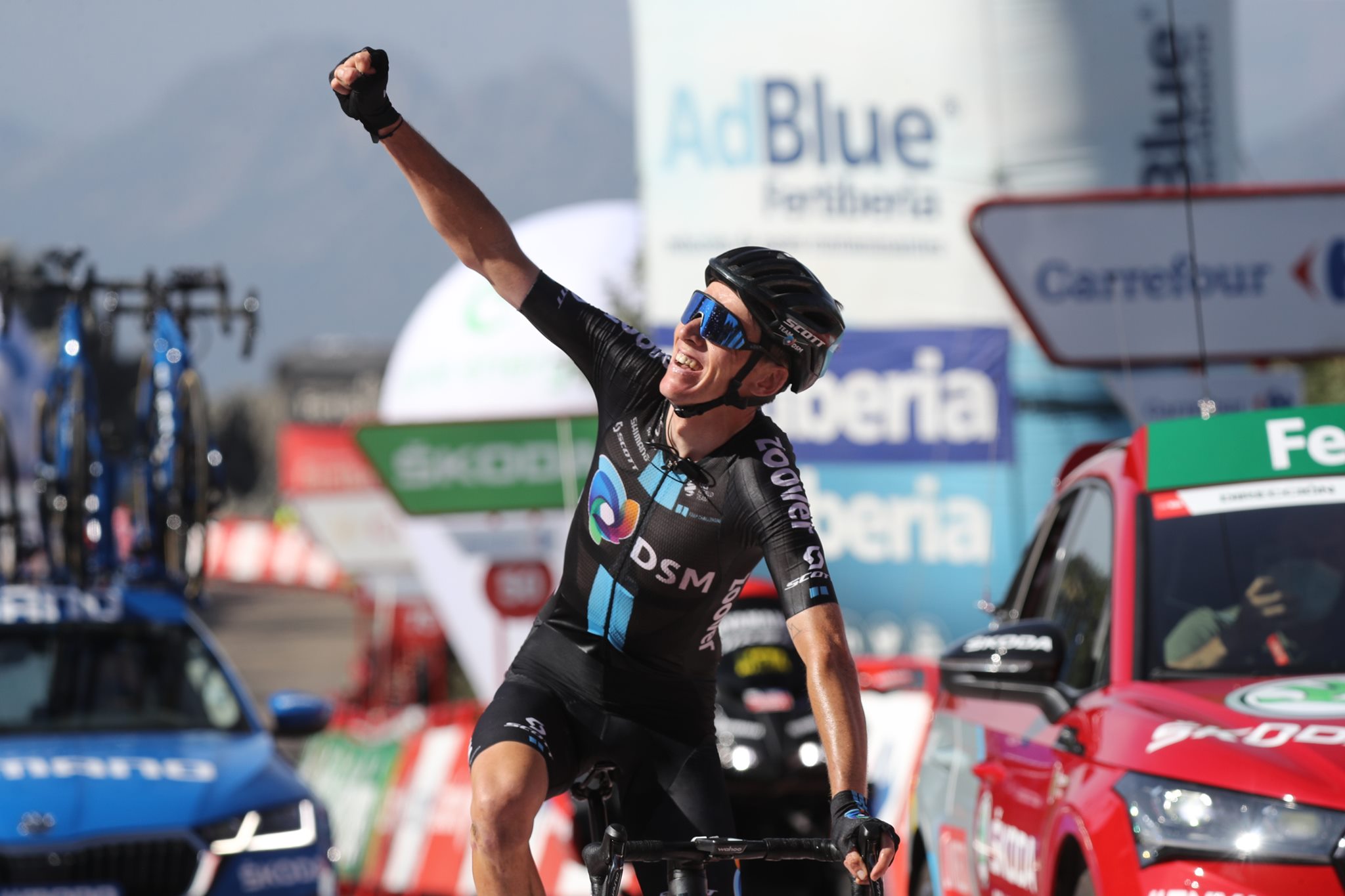 Vuelta a Espana 2021: etap 14. Romain Bardet na Pico Villuercas