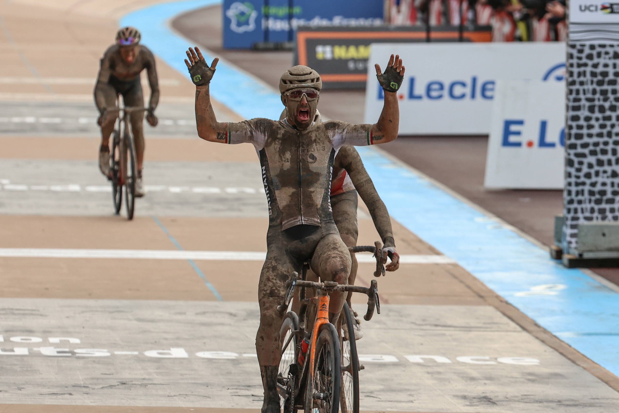 Paryż-Roubaix 2021. Sonny Colbrelli królem błotnego “Piekła Północy”