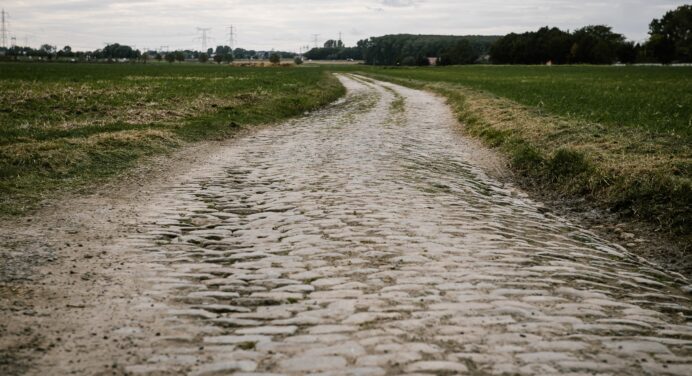 Dlaczego Paryż-Roubaix to “Piekło Północy”?