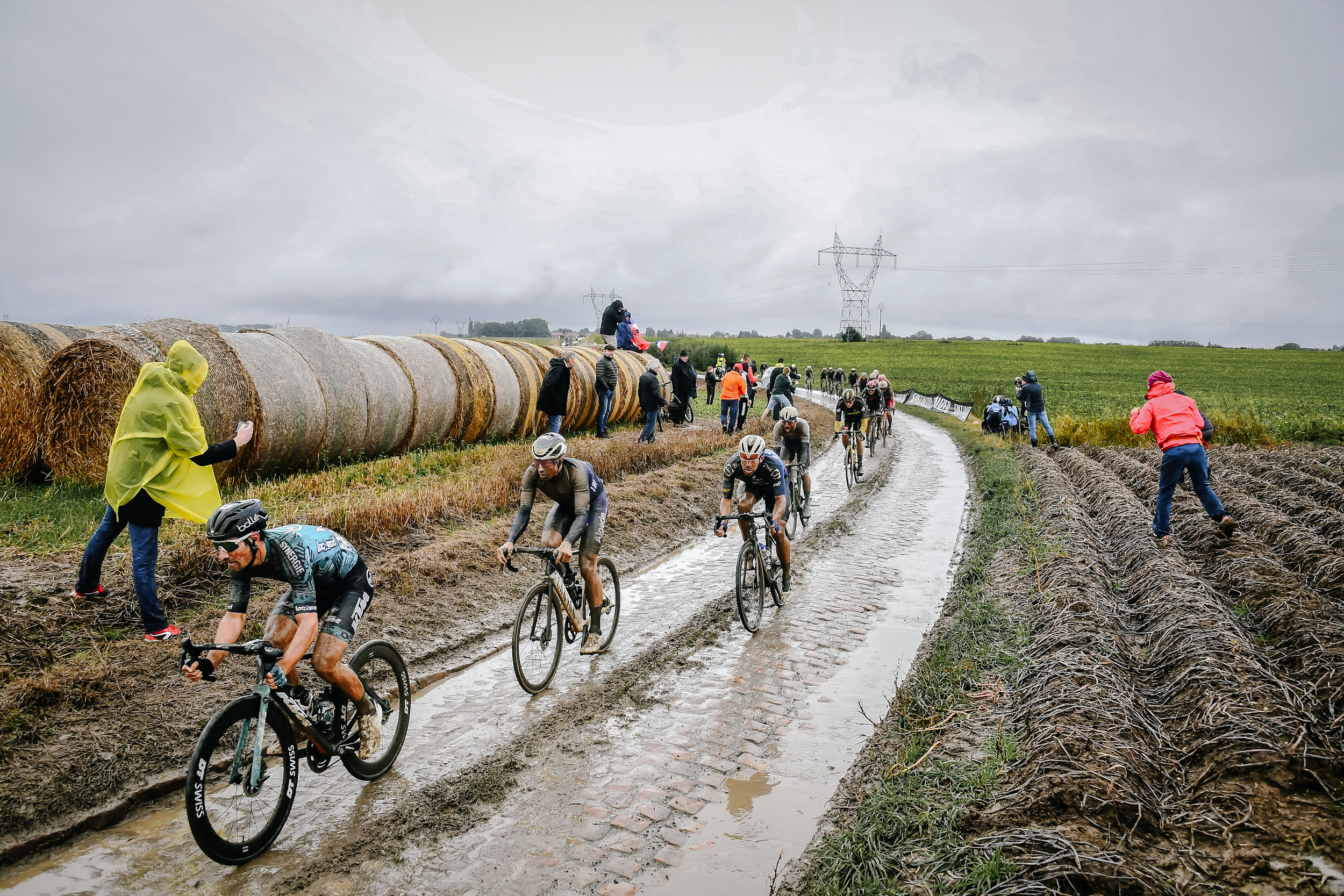 Paryż-Roubaix ze skutkami ubocznymi
