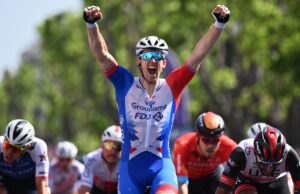 Arnaud Demare wygrywa etap Giro d'Italia