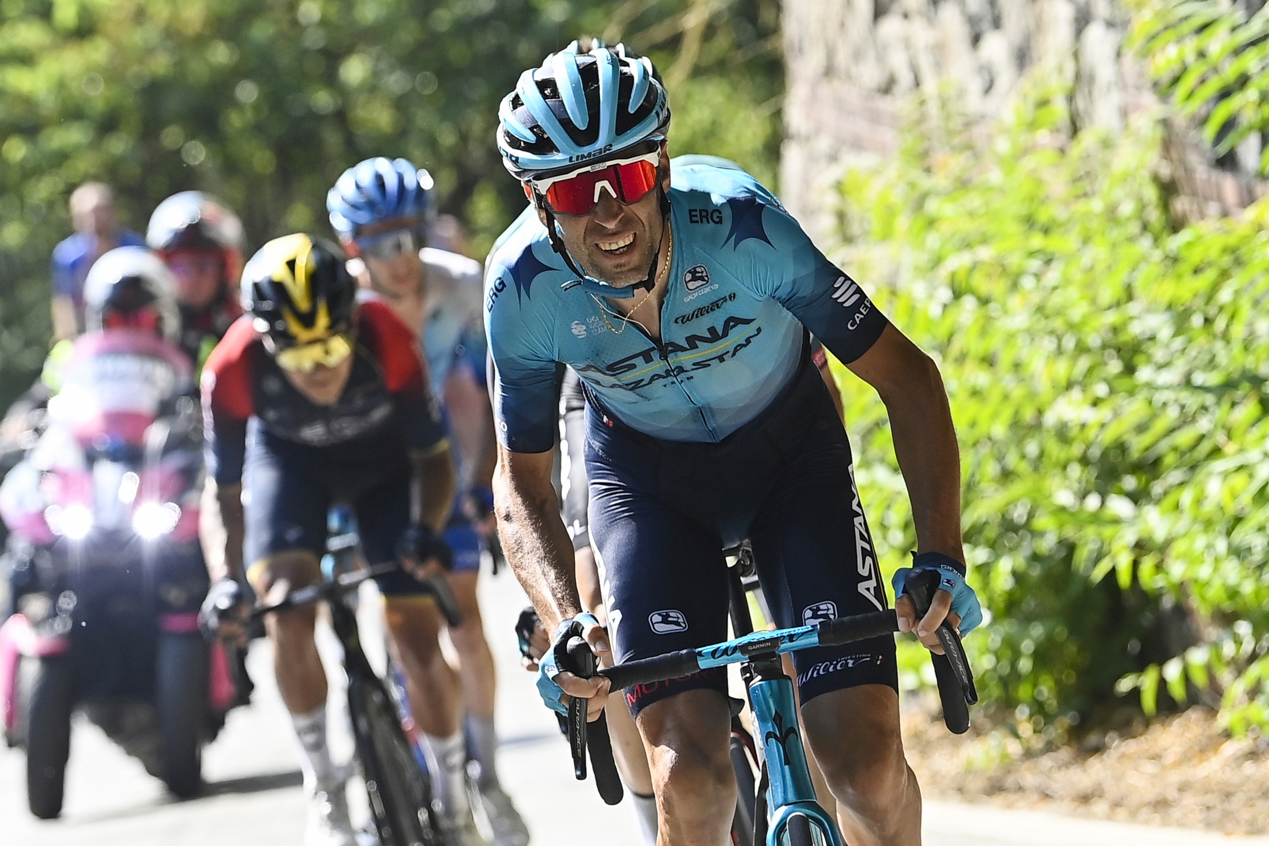 Vincenzo Nibali atakuje na etapie Giro d'Italia wokół Turynu