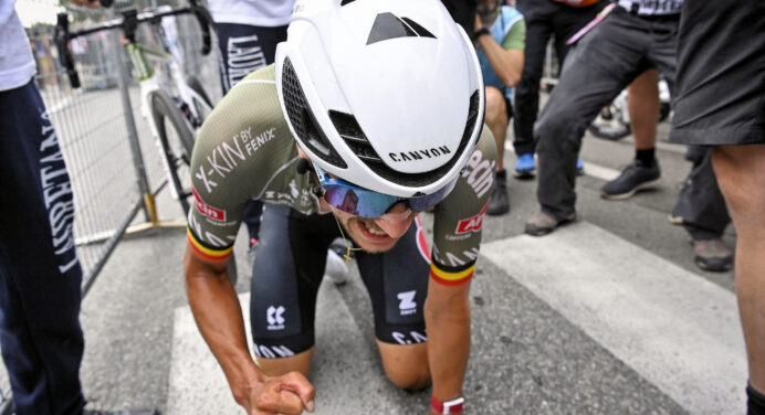 Giro d’Italia 2022. Dries de Bondt zagrał ze sprinterami… i wygrał