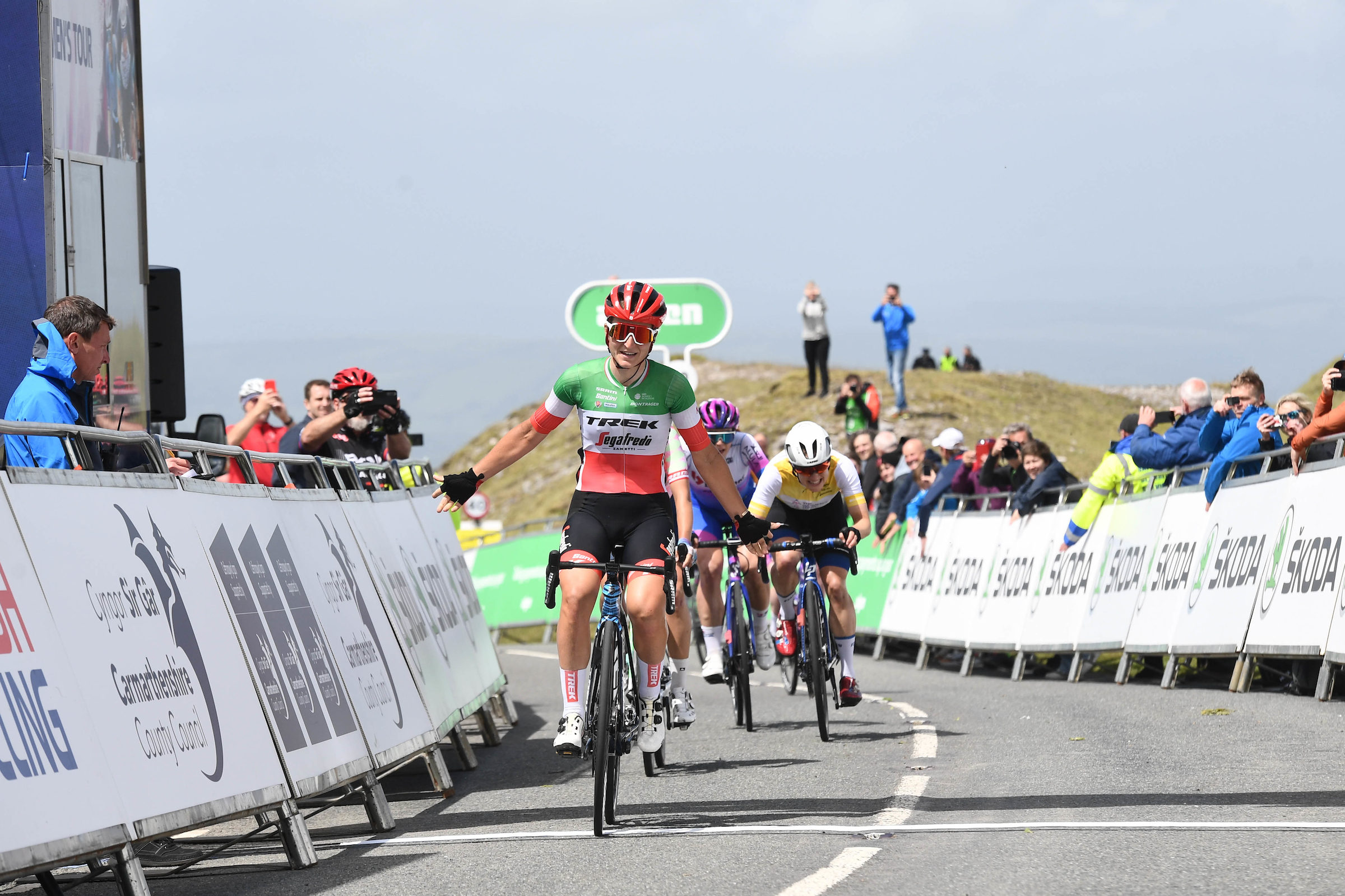 Elisa Longo Borghini wygrywa etap Women's Tour na Black Mountain