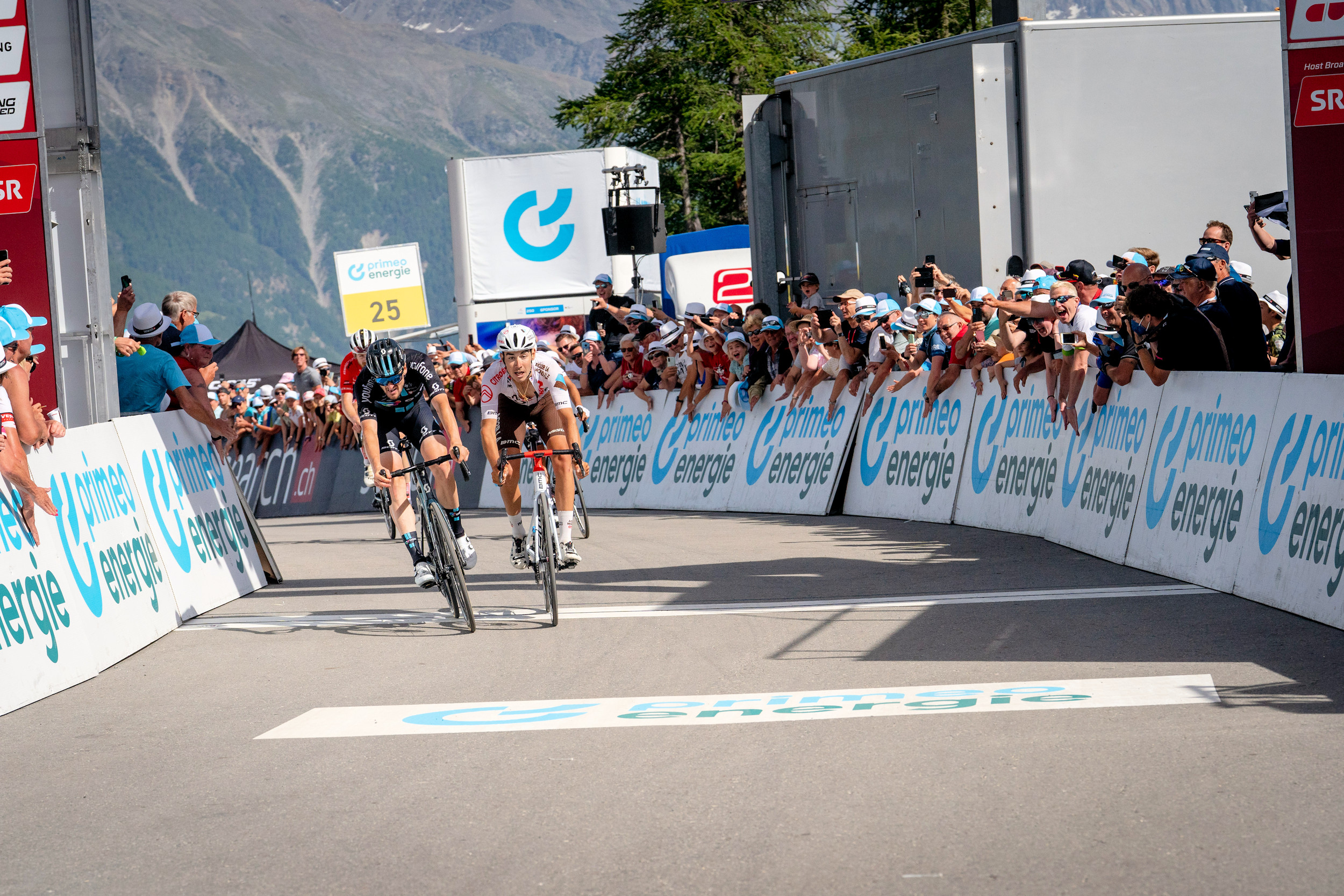 Tour de Suisse 2022: etap 6. Nico Denz o błysk szprychy