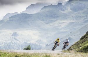 Faworyci Tour de France: Jonas Vingegaard i Tadej Pogacar na zjeździe