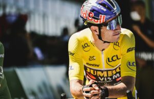Wout van Aert w koszulce lidera Tour de France