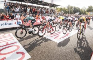 Sam Bennett wygrywa etap Vuelta a Espana