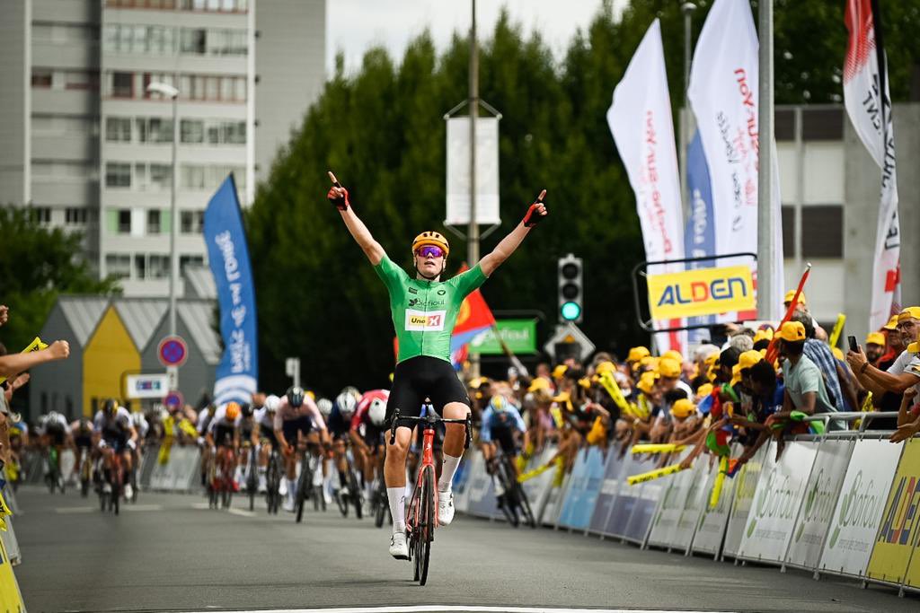 Tour de l’Avenir 2022: etap 1. Søren Wærenskjold drugi rok z rzędu